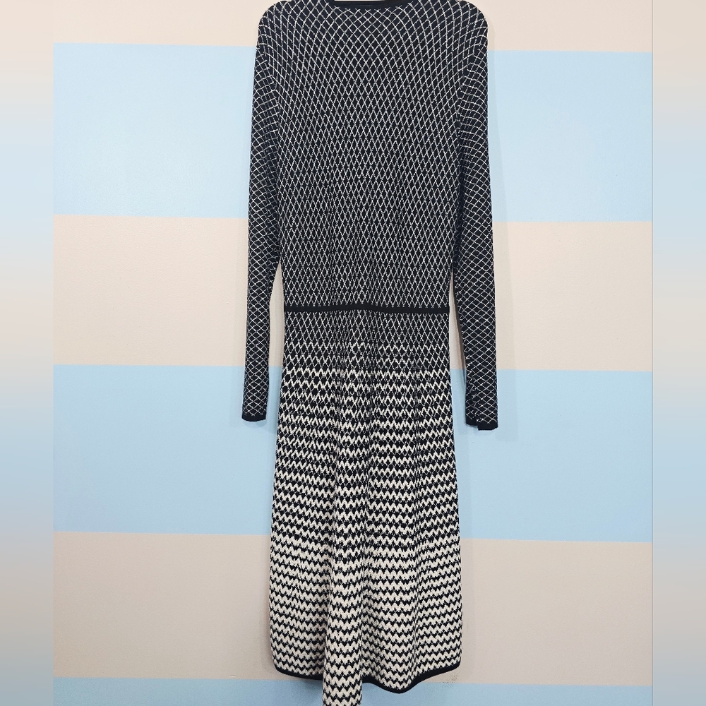 Masseys Black and White Patterned Dress - Picture 5 of 6